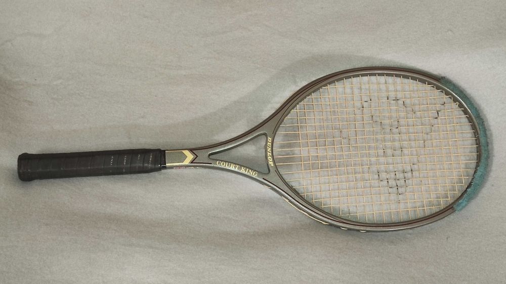 RACHETE TENIS CAMP  romanesti si straine