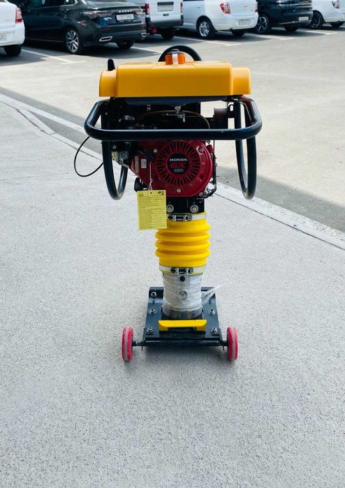 Вибротрамбовка HSR110 с бензиновым двигателем
500 у.е.
Договорная