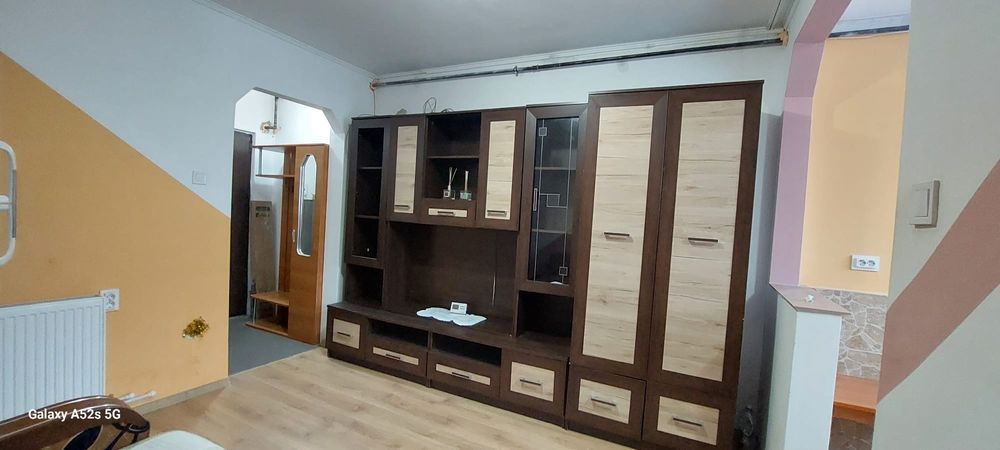 Garsonieră zona Astra