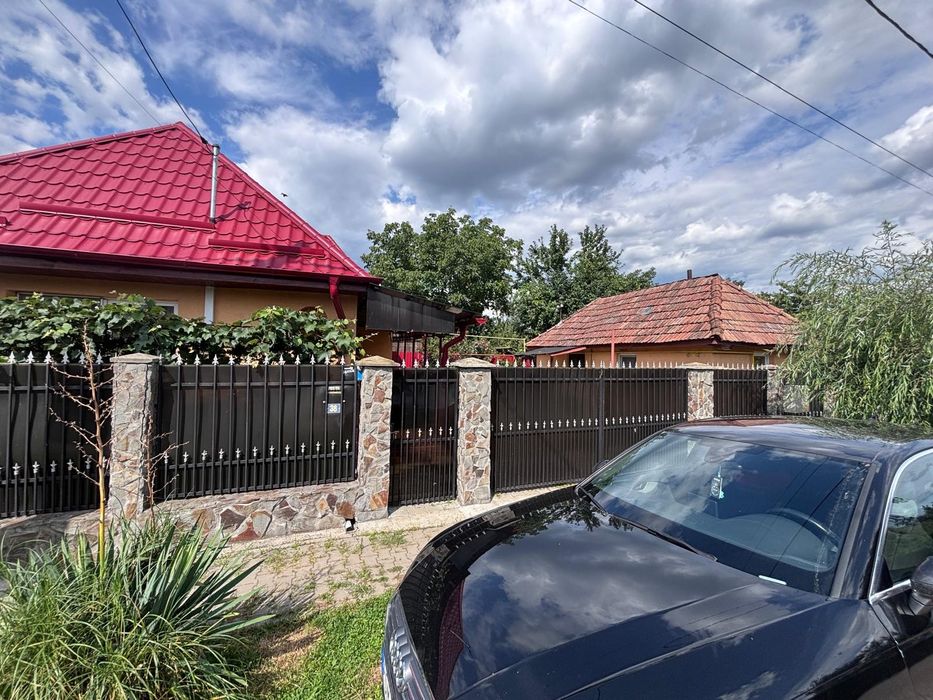 Casa in Chinari, 8 km de Tg Mures 90000 euro