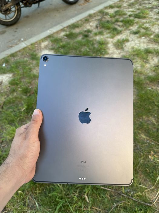 Ipad Pro 12.9inch 3rd gen Wifi+Cellular