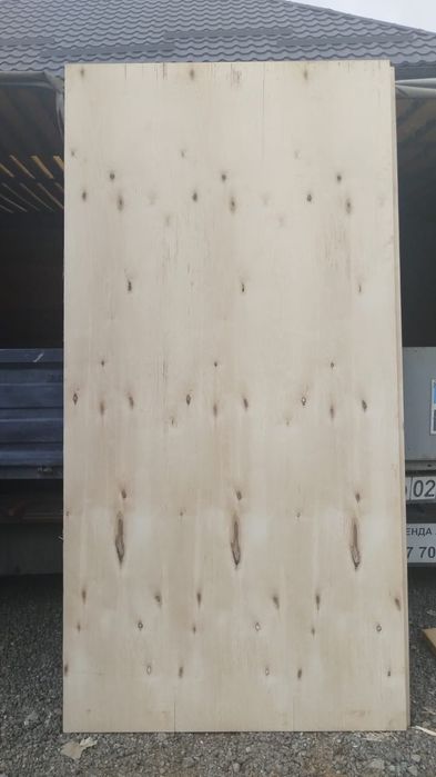 Фундаментке опалубка, фасадқа леса, жеткізу бар