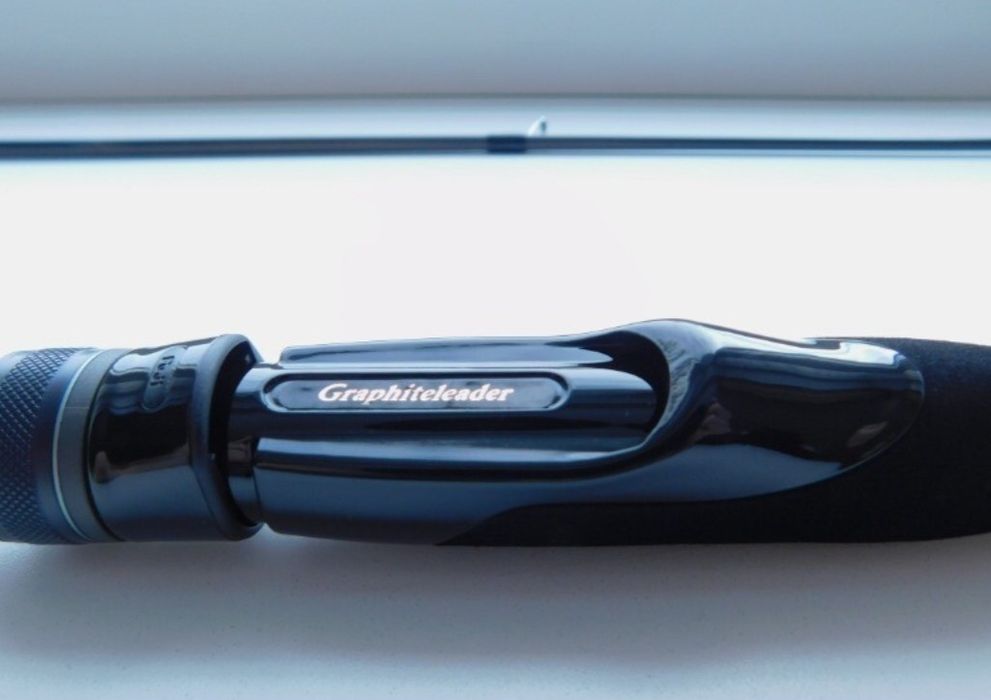 Подарок .Спиннинг Графитлидер.