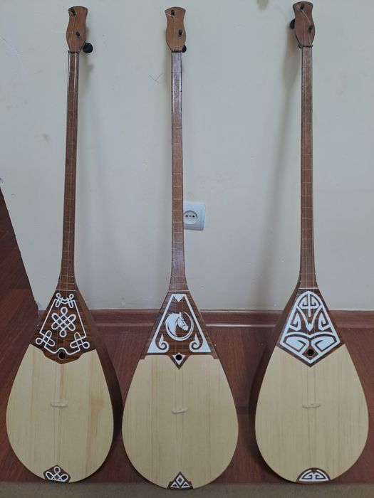 Домбыра сатам кәсіби