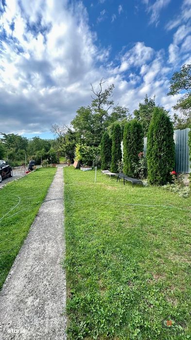 Casă modernă, P+E, 5 camere, 3 băi, teren 3.200 mp, zona Salina Turda