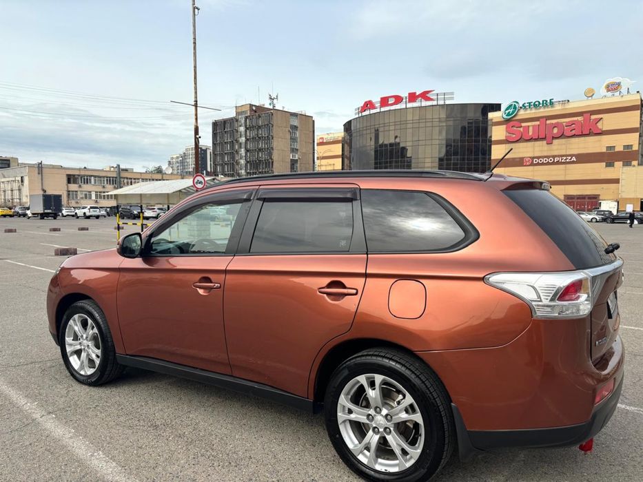 Продам Mitsubishi Outlander