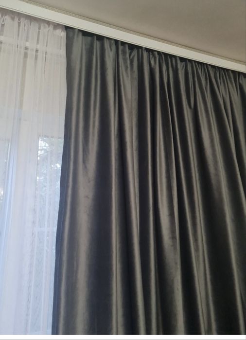 Продам штор на 2 окно