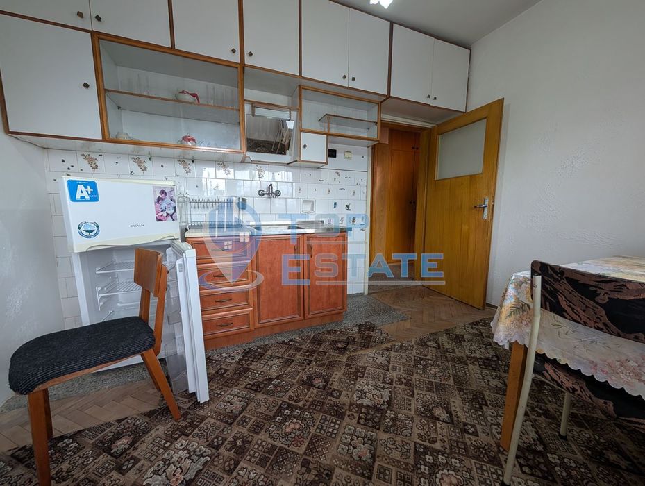 Продава се Двустаен апартамент в Горна Оряховица - 56 кв.м за 1340 €/кв.м - Снимка #2