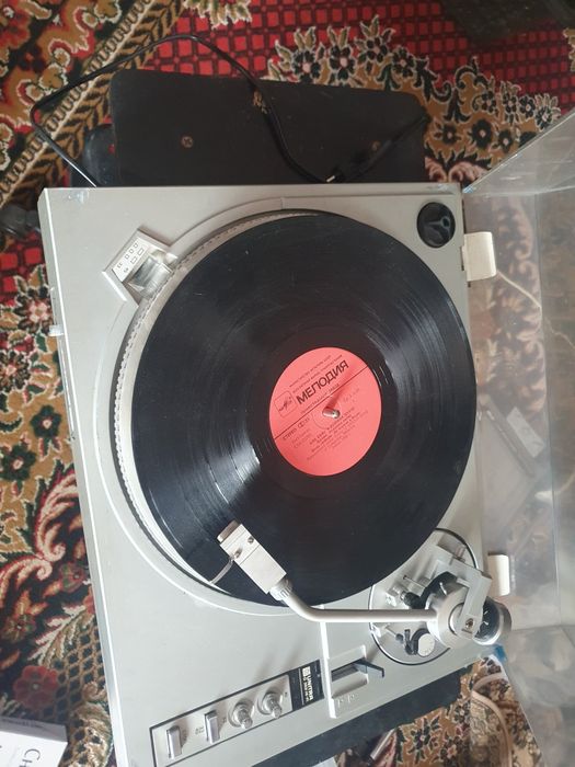 Проигрыватель виниловых дисков АРКТУР 006