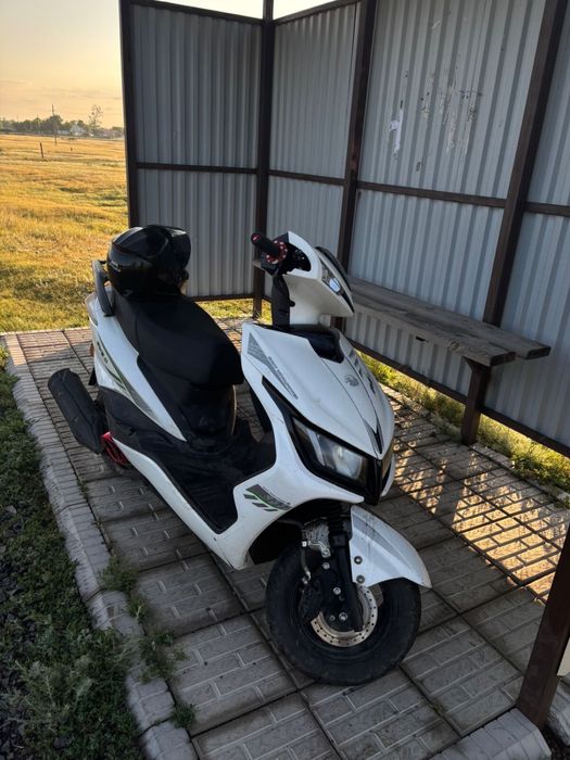 Продам мопед м8