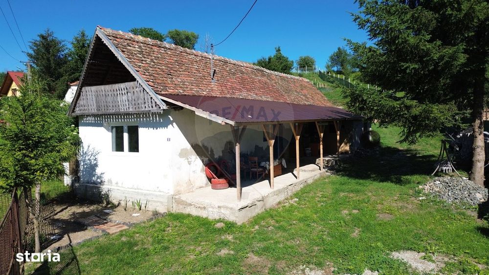 Casă la țară cu teren de 741 mp, în Zlagna (jud. Sibiu)