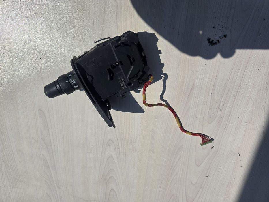 лосче фарове мигачи   за рено клио 3 1.5 dci