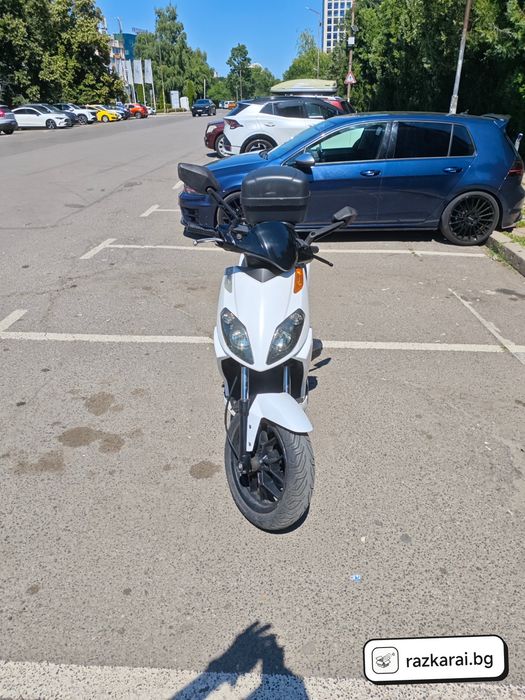 Скутер Aprilia Sport City One с Malossi части