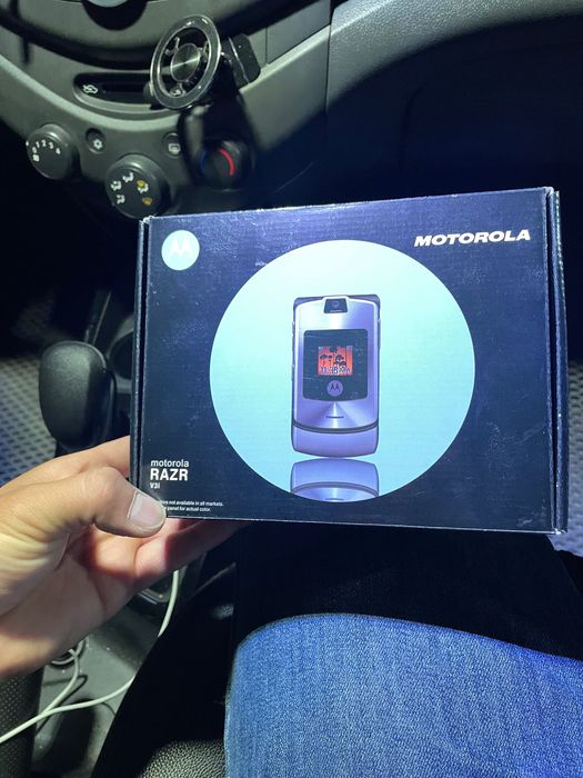 Motorola razr v3 i