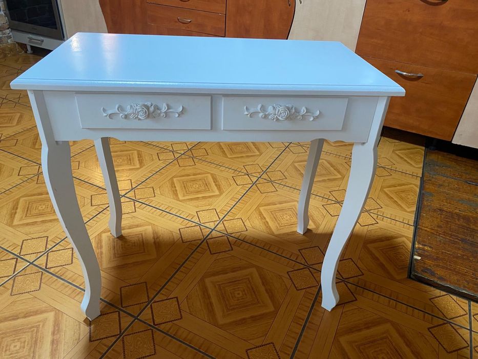 Masuta pt copii alba