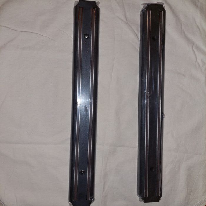 Suporți magnetici cutite