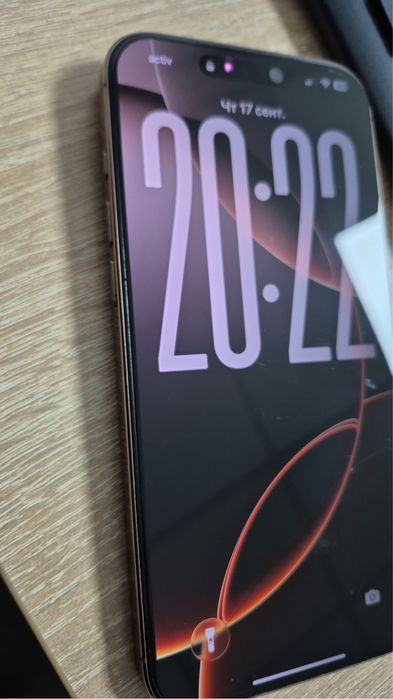 Iphone 16 Pro Max desert rose