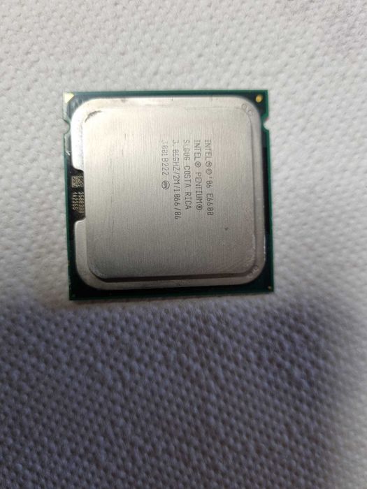 Procesoare PC Intel și AMD 754, 478, 479, 775, 939, AM2, AM2+