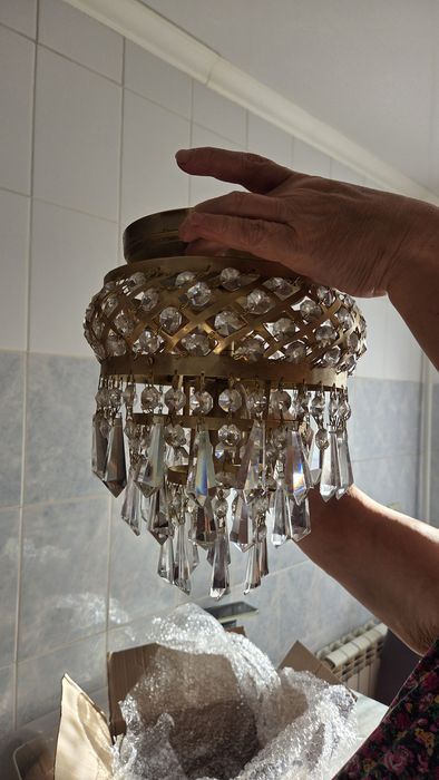 Хрустальная люстра