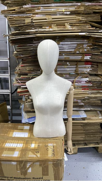 Продам манекен женский