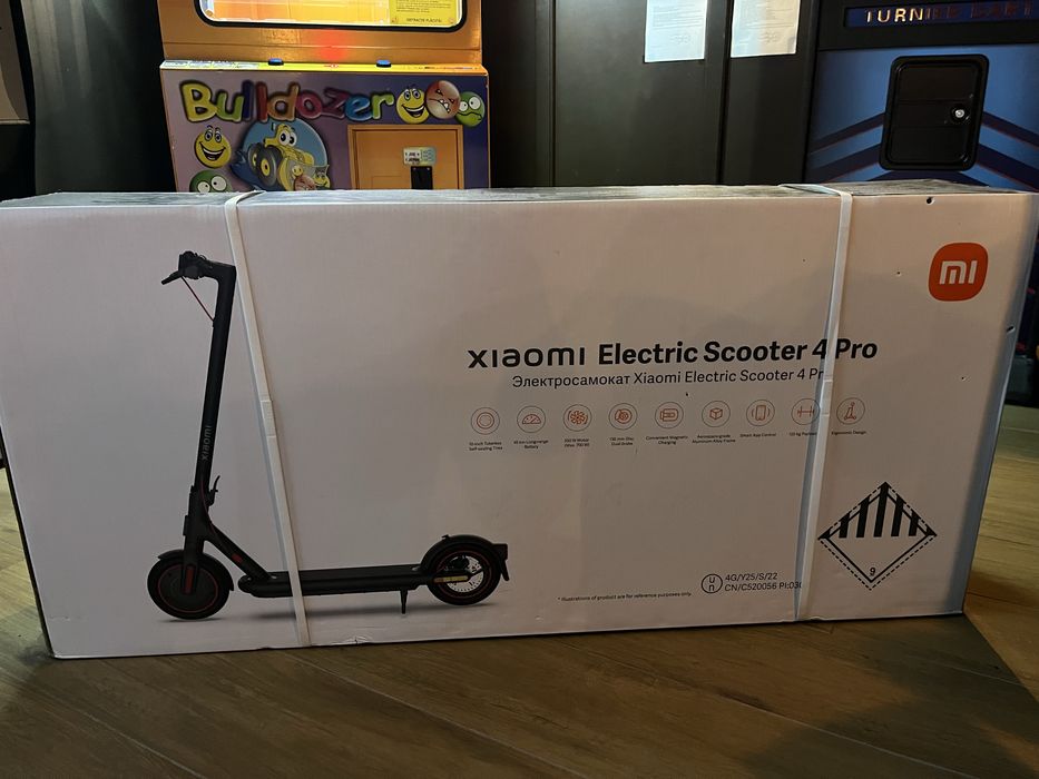 Trotineta Xiaomi electrica noua in cutie