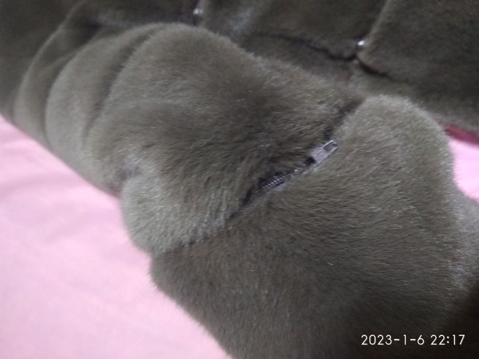 Original shuba sotiladi.uncha kiyilmagan yangiday turibdi