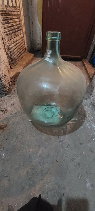 Vand doua damigene 50 L³