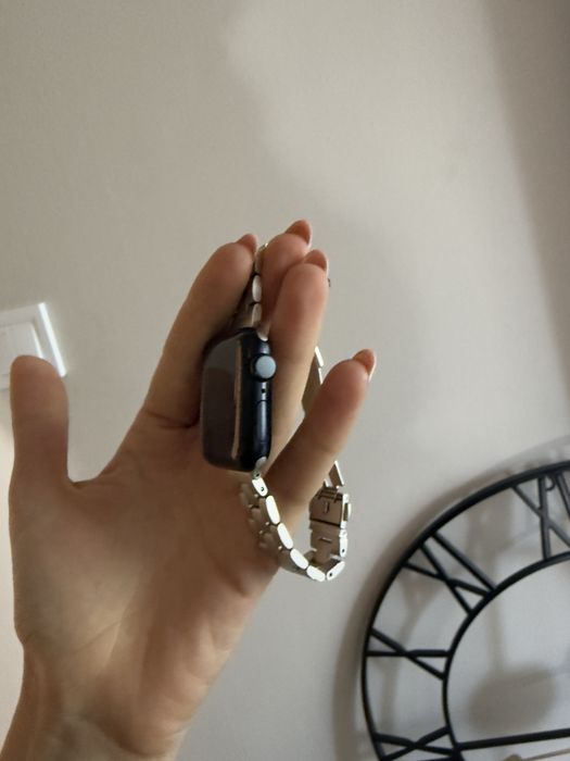 Часовник apple watch se
