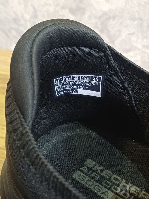 Оригинальные кроссовки Skechers