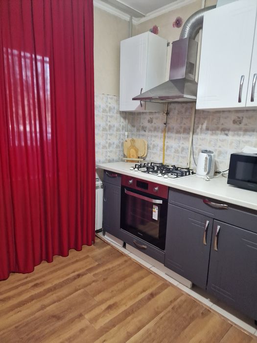 Сдам посуточно 2х комн кв