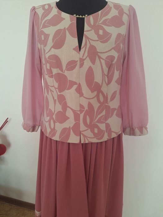 Ак койлек накидкасымен