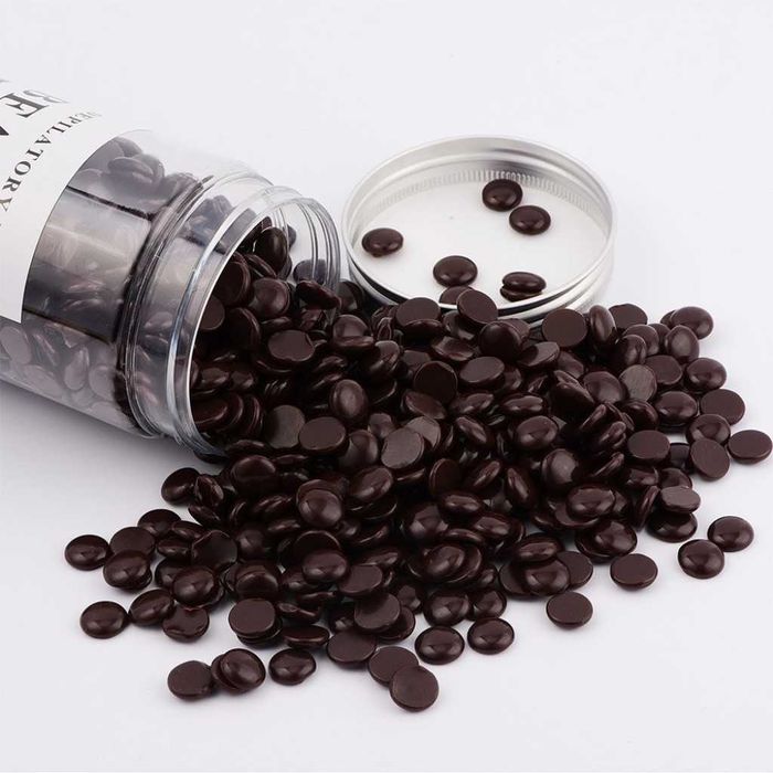 Цветен восък за кола маска