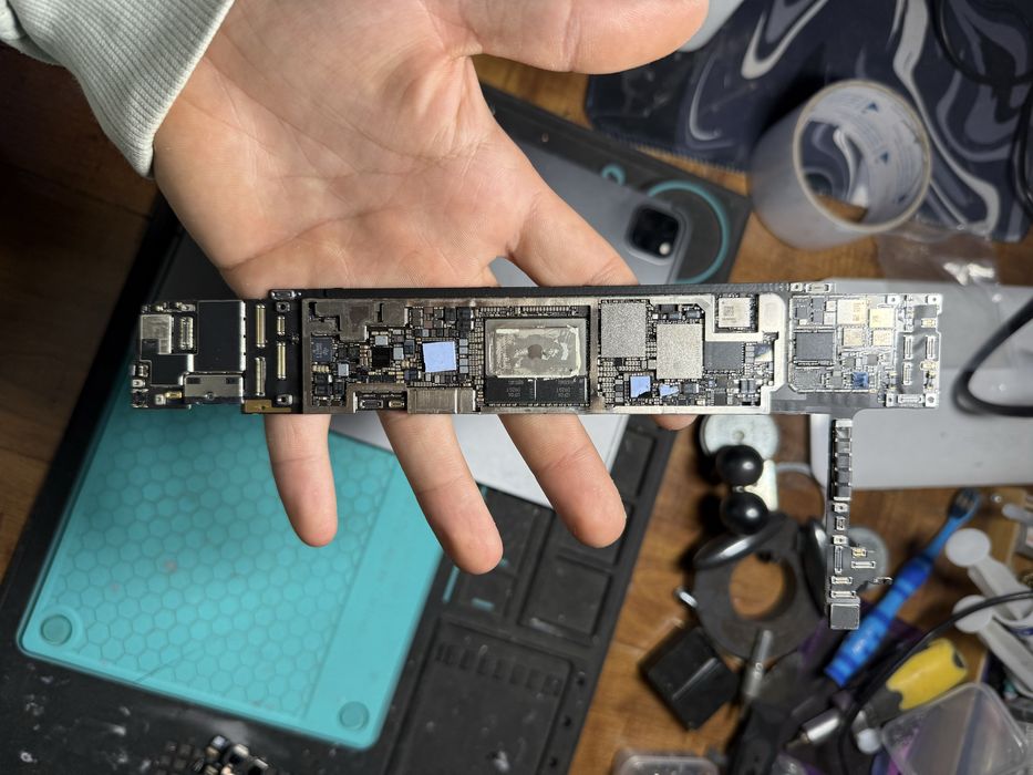 Piese iPad Pro 11” A2459 2021 – Placă de bază, carcasă, camere