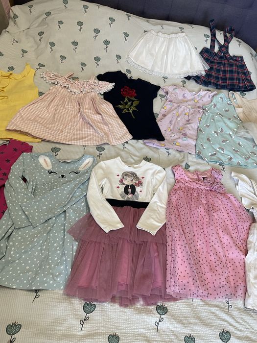 Пакет вещей для девочки 2-5 лет  , платье для садика