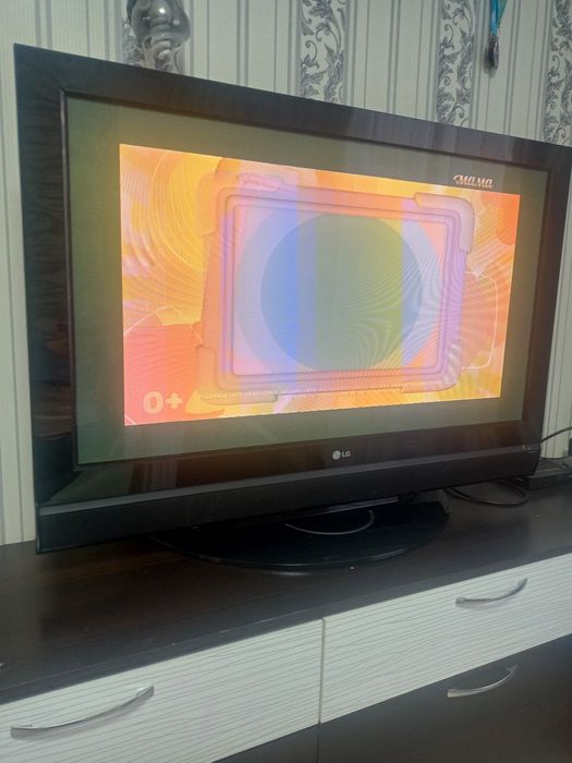 Телевизор телевизор