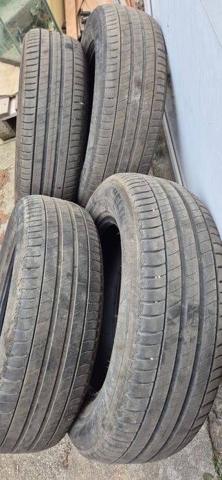 Гуми Michelin 215 65 17 цола