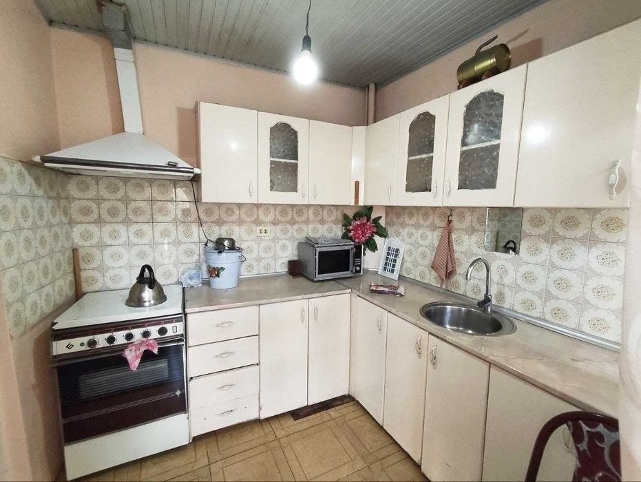 Продаётся дом 3.7 соток, 4 комнаты Кош-хауз № 3185