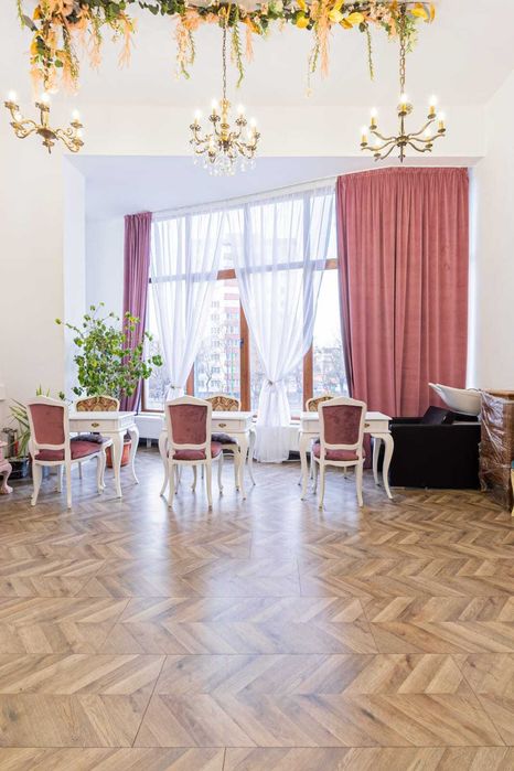 Post de lucru de inchiriat - Salon beauty  High Class