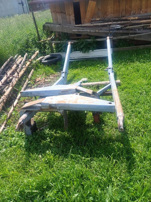 Vând încarcător pentru fend