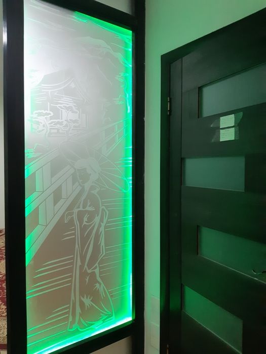 Продам очень красивые стекла с японским рисунком