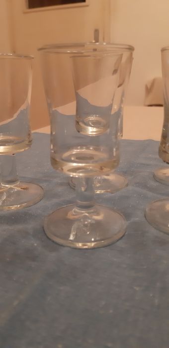 Рекламни и нерекламни чаши за алкохол