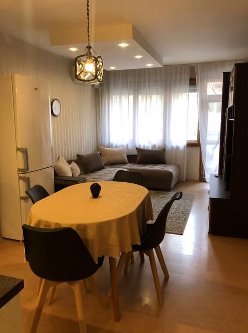 Дава се под наем Двустаен апартамент в Варна, Спортна зала - 60 кв.м за 500 € - Снимка #1