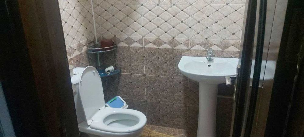 4 xonal kvartira ijaraga beriladi