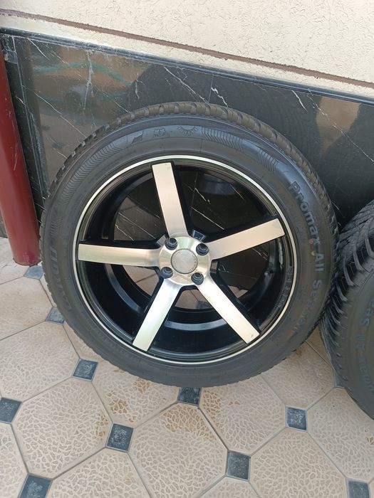 Vossen Diska Balon Sotiladi 215 55 R17 J8 Holati Ideal Ayibi Yoq