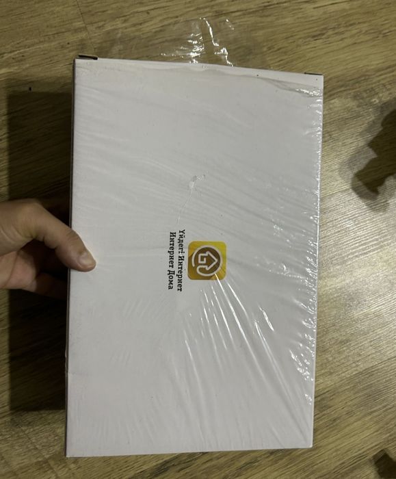 Продам роутер новый