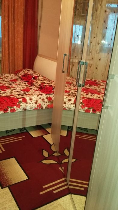 Продам спальный гарнитур