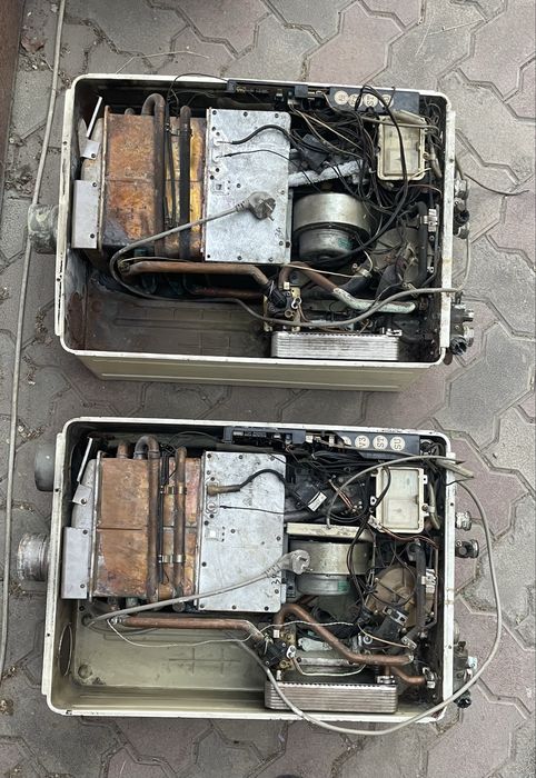 Продам 2 шт. б/у газовых настенных котла Rinnai 35 кВт (350 м²)