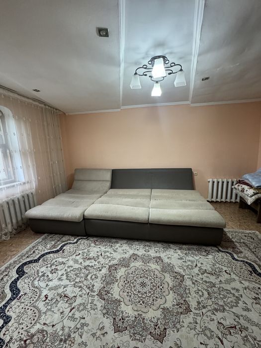 Диван в отличном состоянии. Раскладной