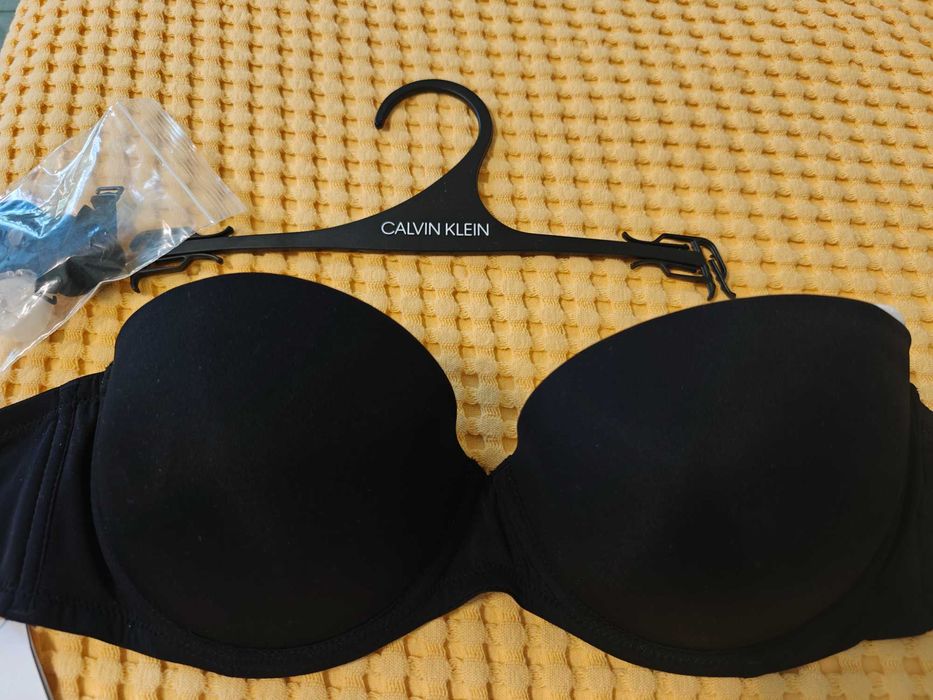 Дамски сутиен Calvin Klein