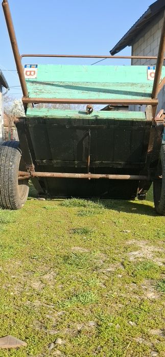 Vând șaretă rezistentă